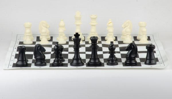 tournament chess board size